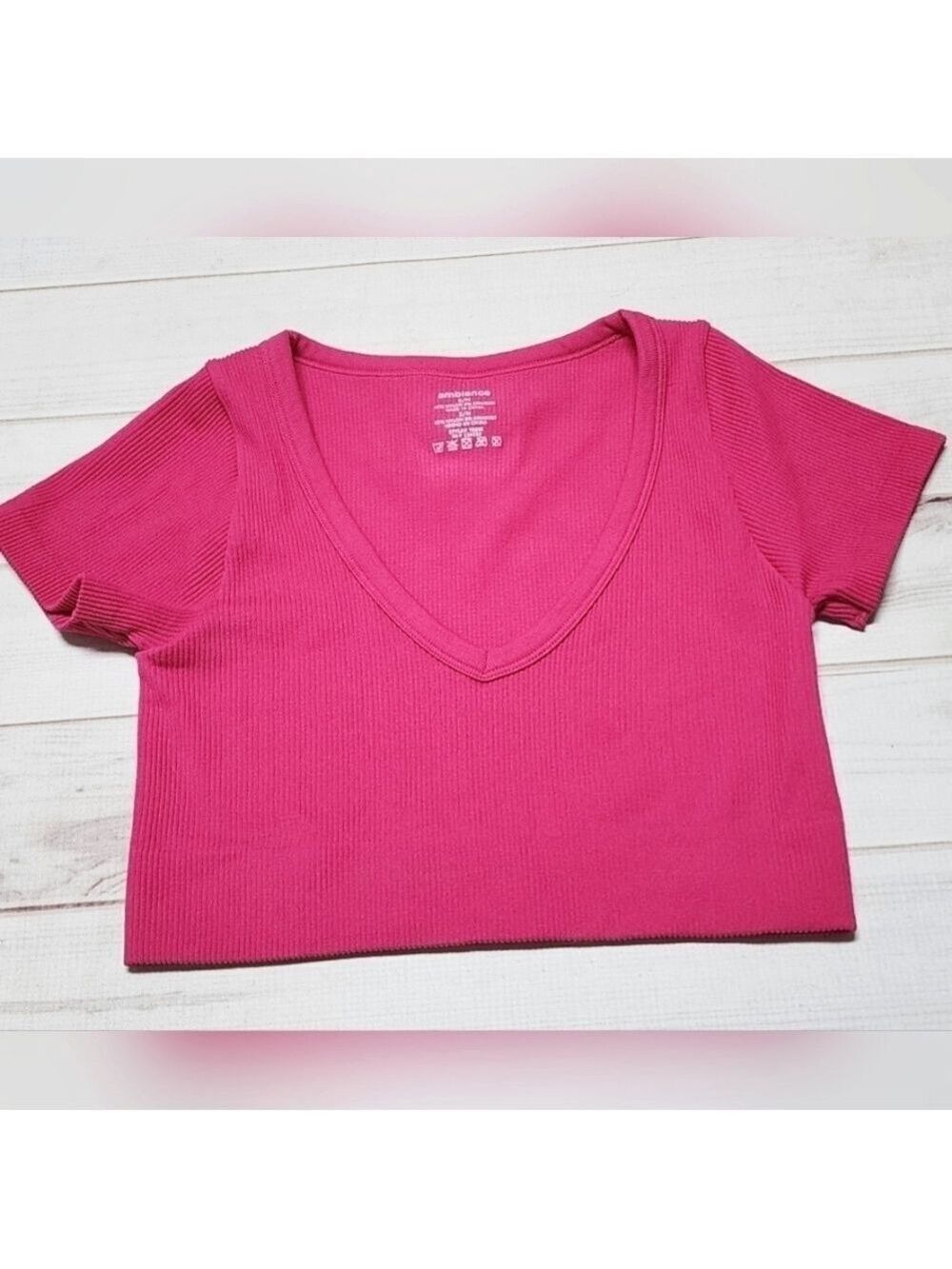 Ambiance Ribbed Cropped V Neck Fuchsia Tee Size S/M and M/L - New Without Tags